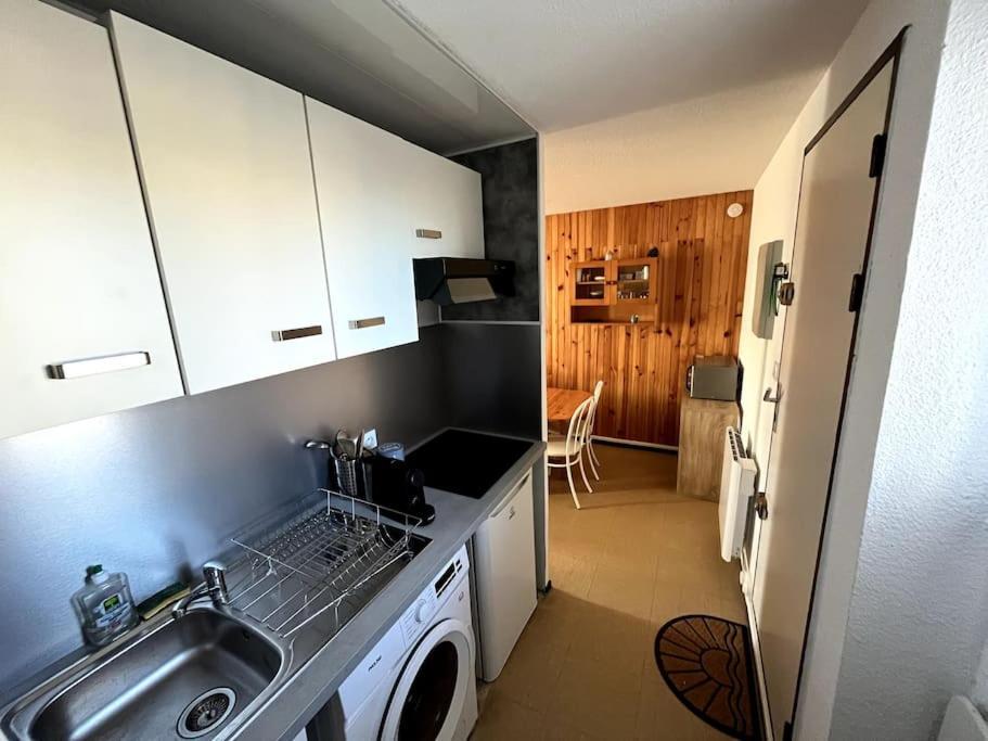 St-Pierre-La-Mer, Bel Appartement A Dans Residence Avec Piscine Et Tennis Entre 5 Et 10 Min De La Plage Fleury  Exteriér fotografie