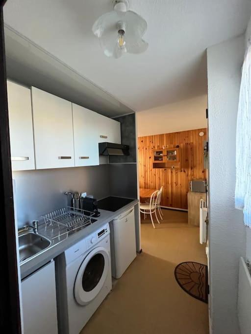 St-Pierre-La-Mer, Bel Appartement A Dans Residence Avec Piscine Et Tennis Entre 5 Et 10 Min De La Plage Fleury  Exteriér fotografie