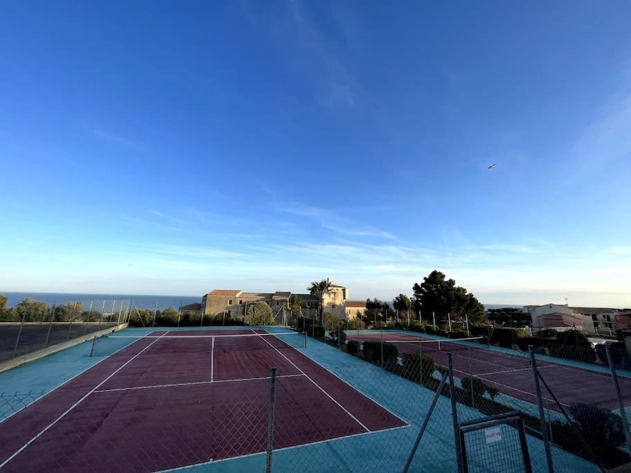 St-Pierre-La-Mer, Bel Appartement A Dans Residence Avec Piscine Et Tennis Entre 5 Et 10 Min De La Plage Fleury  Exteriér fotografie