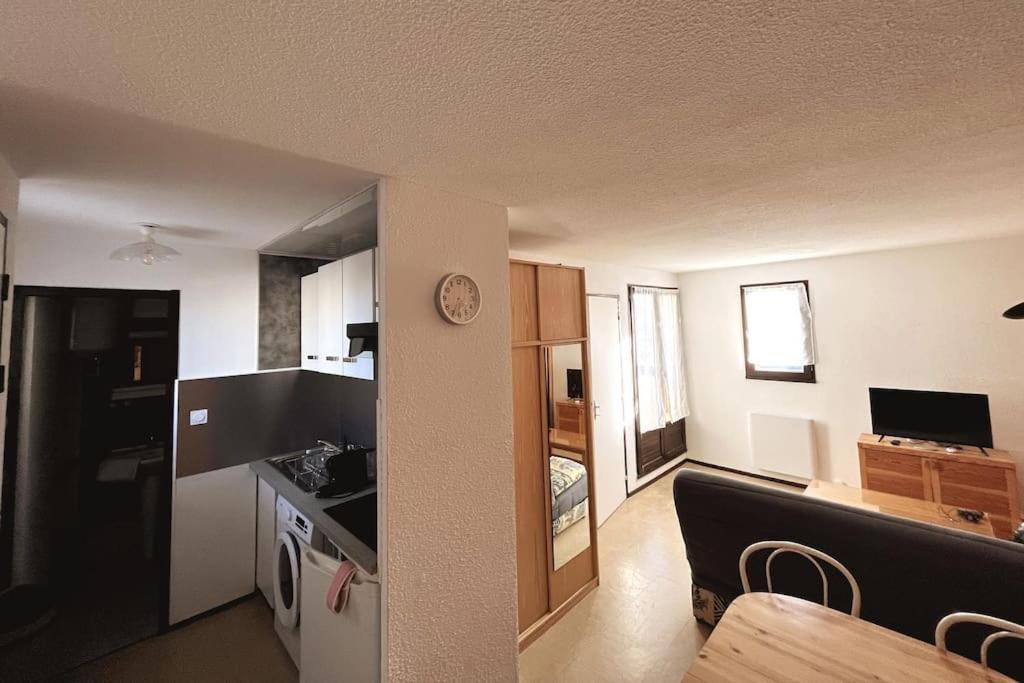 St-Pierre-La-Mer, Bel Appartement A Dans Residence Avec Piscine Et Tennis Entre 5 Et 10 Min De La Plage Fleury  Exteriér fotografie