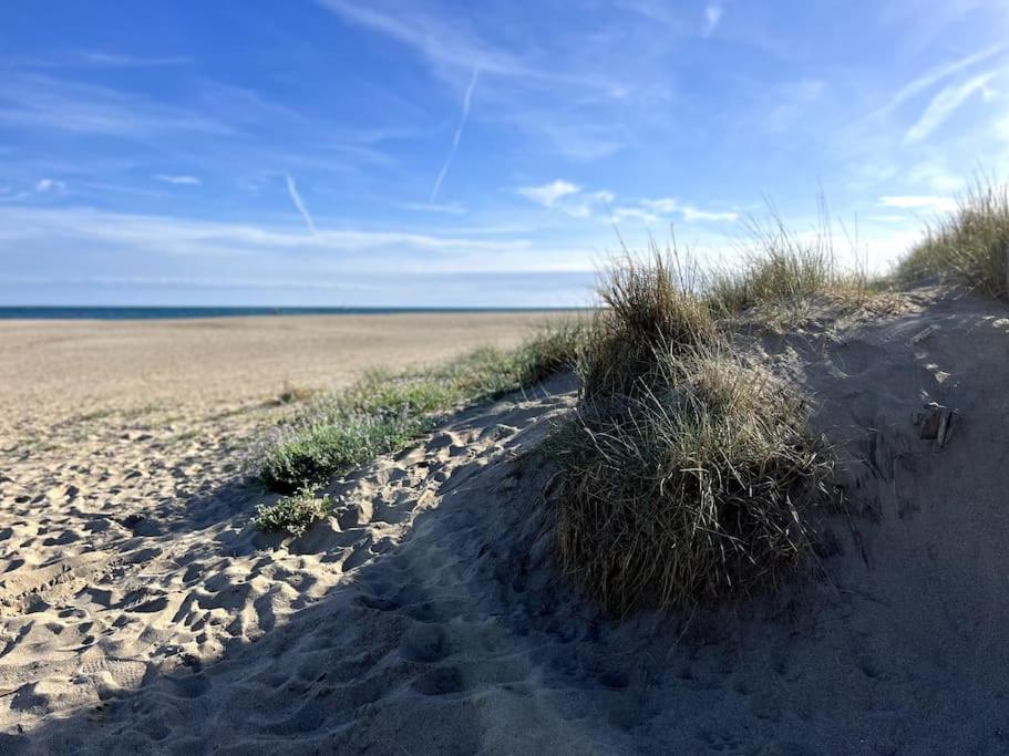 St-Pierre-La-Mer, Bel Appartement A Dans Residence Avec Piscine Et Tennis Entre 5 Et 10 Min De La Plage Fleury  Exteriér fotografie